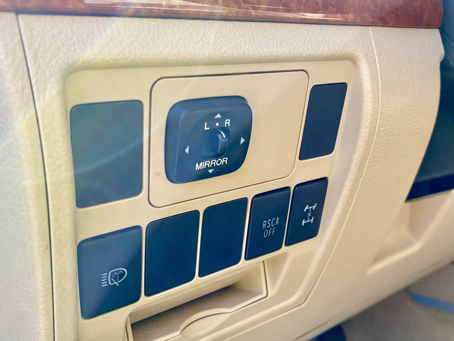 Toyota Land Cruiser 2015 #17 Toyota Land Cruiser 2015 car image #17