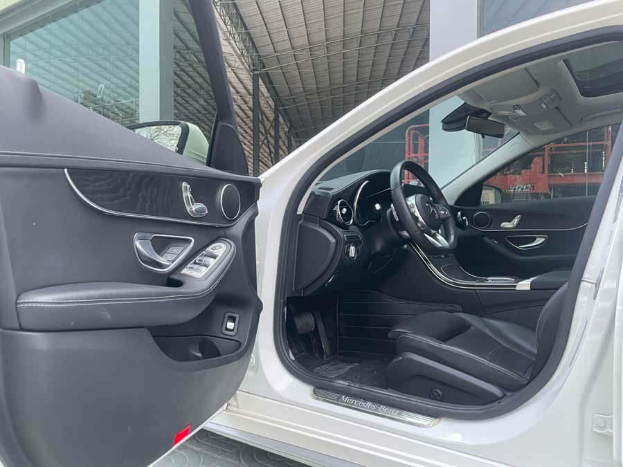 Mercedes-Benz C Class 2021 car image #17