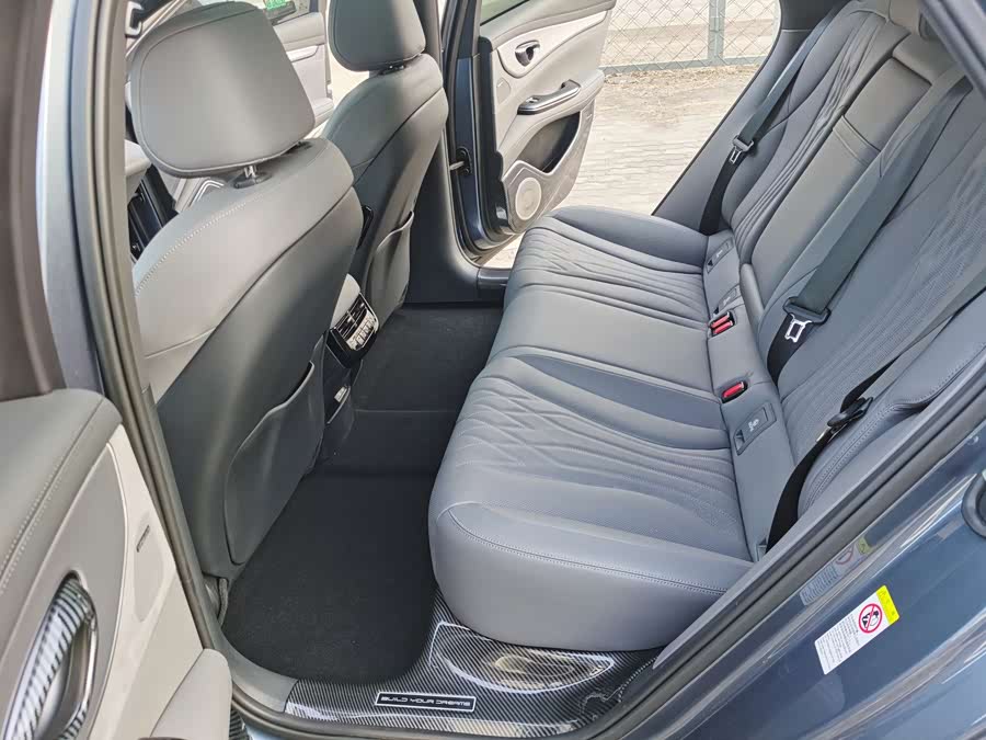 BYD Seal 07 DM-i 2024 car image #17