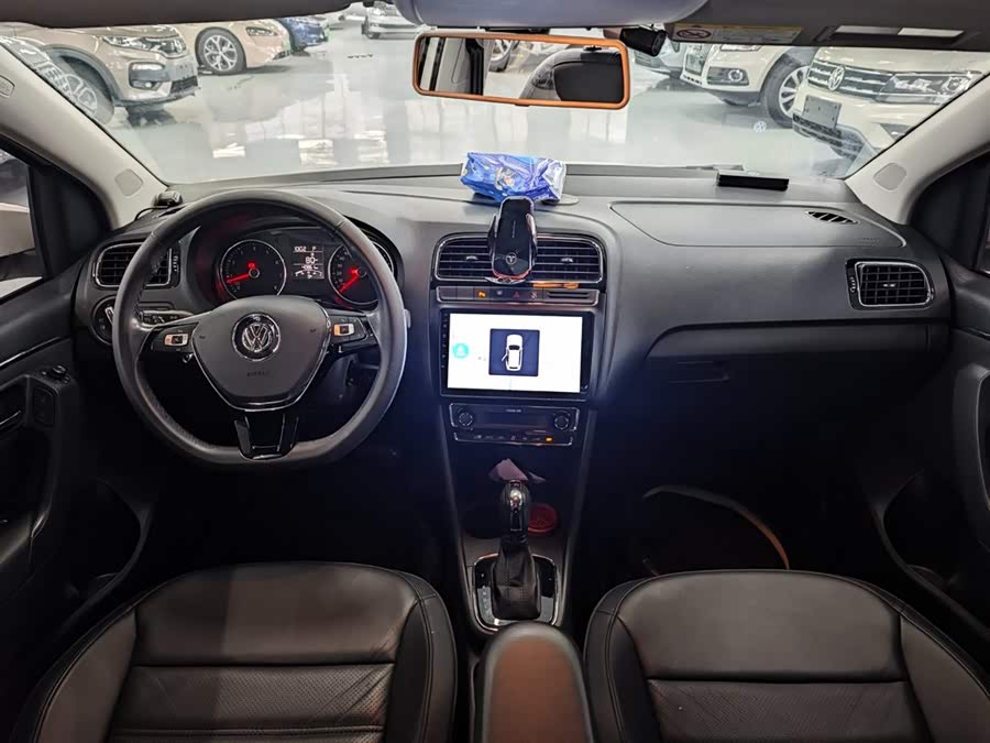 Volkswagen Polo 2018 immagine di auto #17