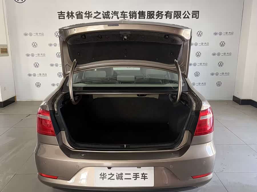 Volkswagen Bora 2014 immagine di auto #17