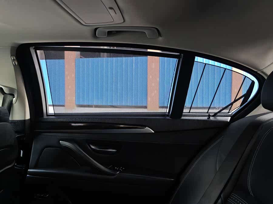 BMW 5 Series New Energy 2016 car image #17