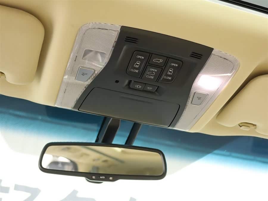 Toyota Alphard 2016 car image #17