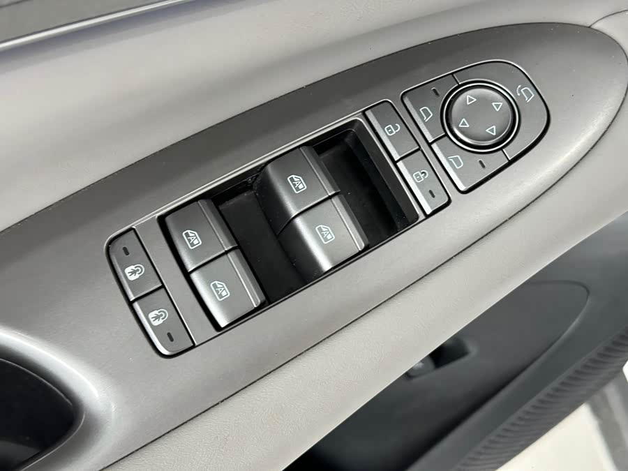 BYD Sea Lion 06 New Energy 2025 car image #17