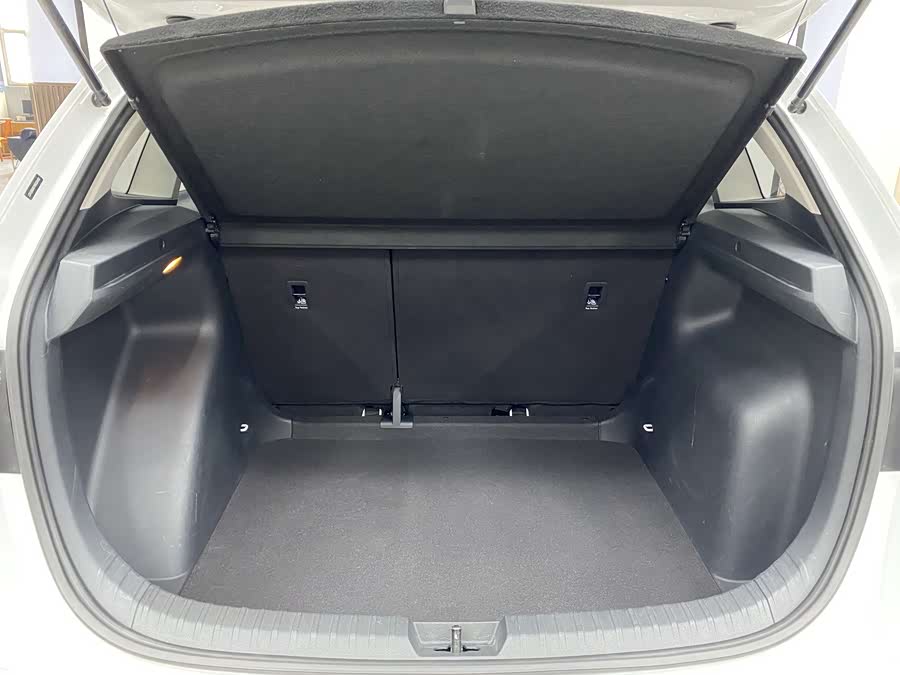 Skoda Kamiq 2022 imagem de carro #17