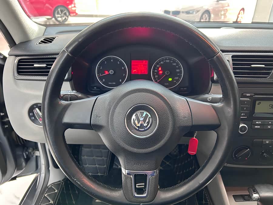 Volkswagen Bora 2012 immagine di auto #17