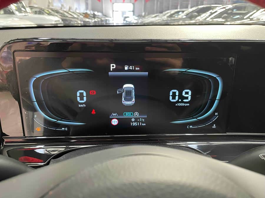 Kia Seltos 2024 imagen de coche #17