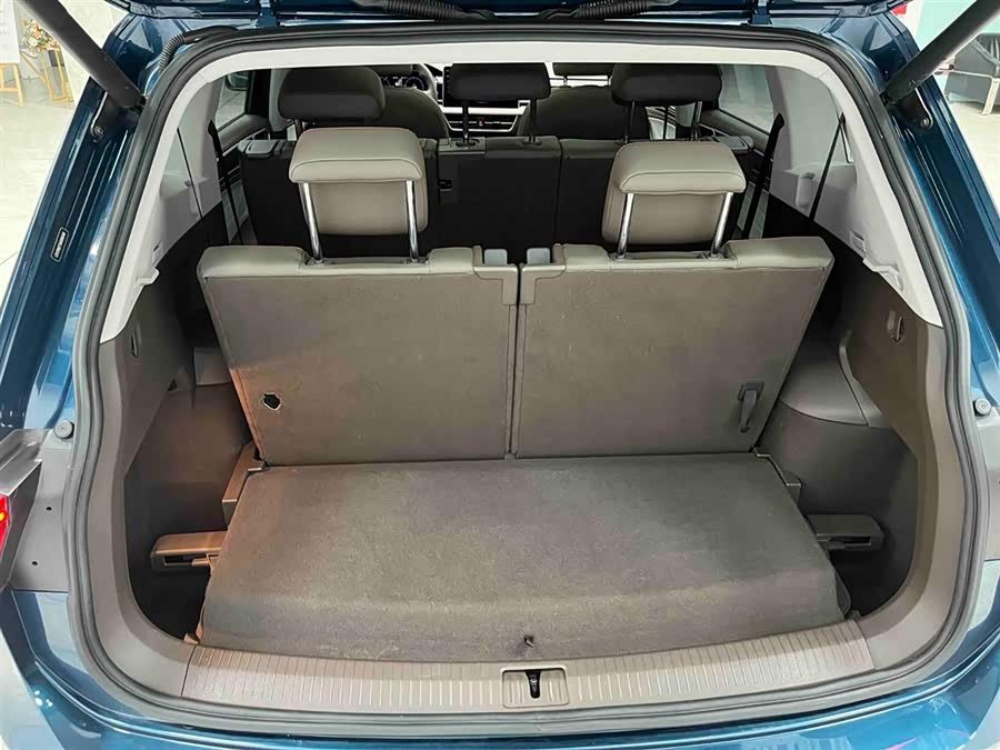 Volkswagen Tiguan L 2021 #17 Volkswagen Tiguan L 2021 car image #17