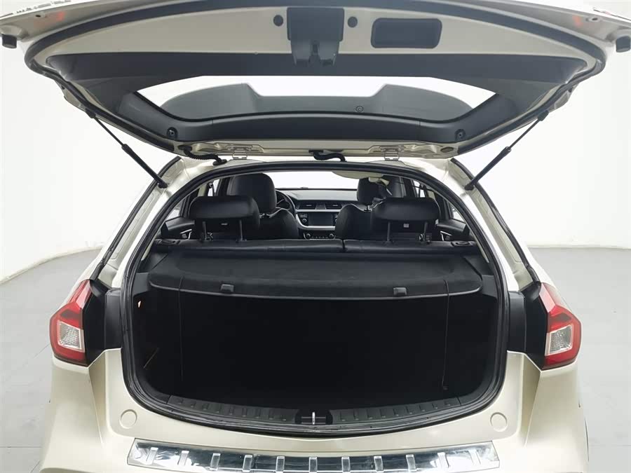 Vision X3 2018 immagine di auto #17