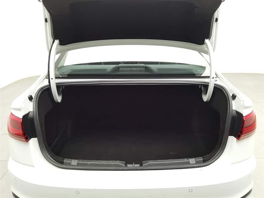 Volkswagen Bora 2024 imagem de carro #17