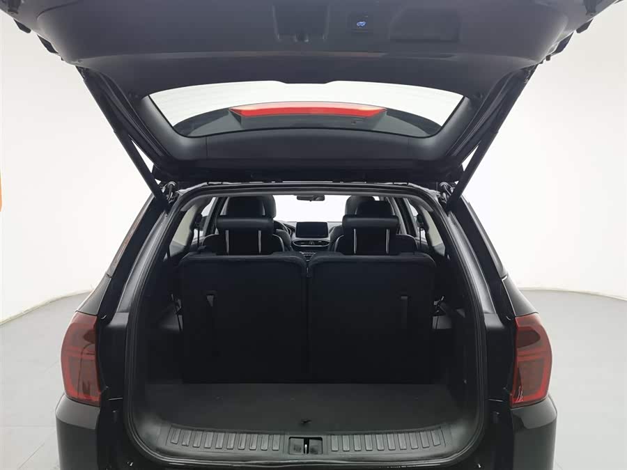 Hyundai Santa Fe 2021 imagen de coche #17