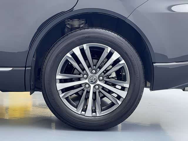 Toyota Venza 2024 immagine di auto #17