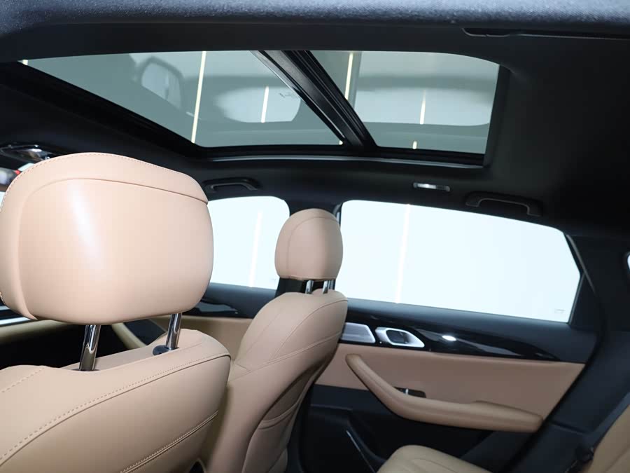 GEELY 2025 immagine di auto #17