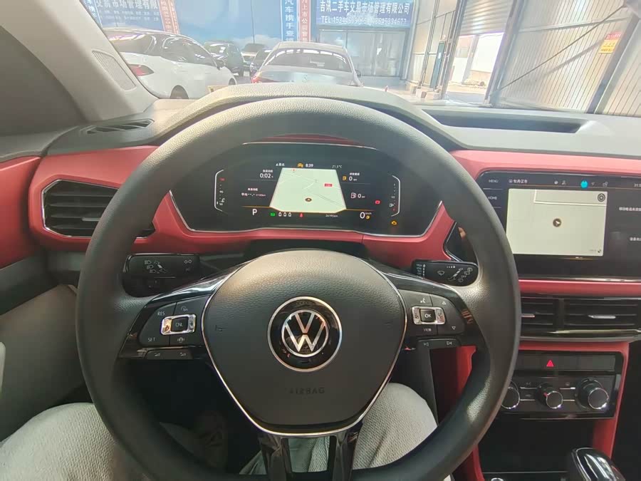 Volkswagen T-Cross 2023 car image #17