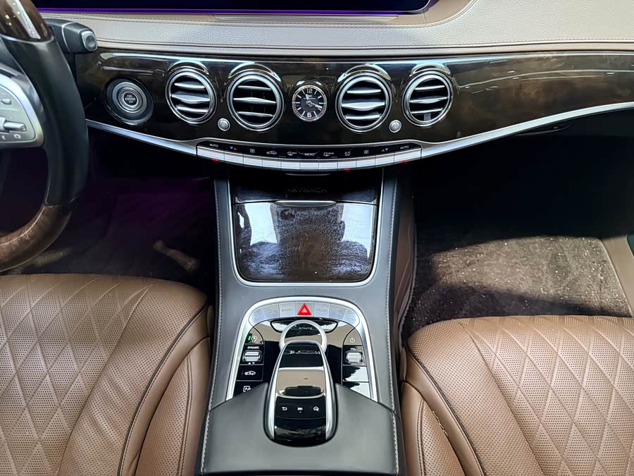 Mercedes-Benz Maybach S Class 2017 car image #17