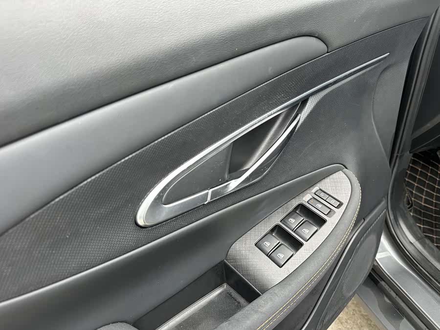 Changan UNI-T 2022 car image #17