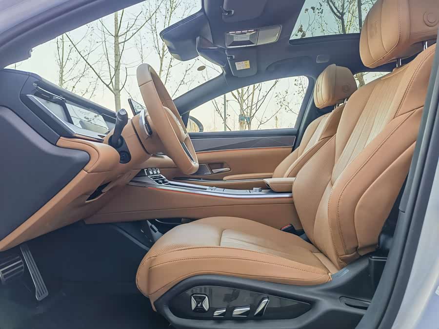 BYD HanL 2025 #17 BYD HanL 2025 car image #17