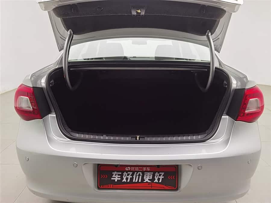 Volkswagen Bora 2012 immagine di auto #17