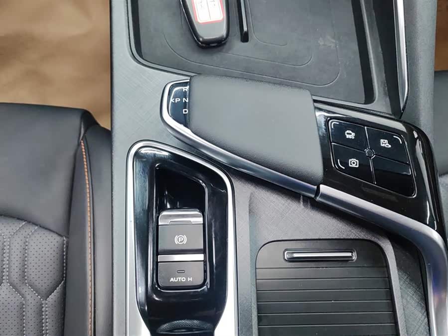 Changan UNI-T 2022 car image #17