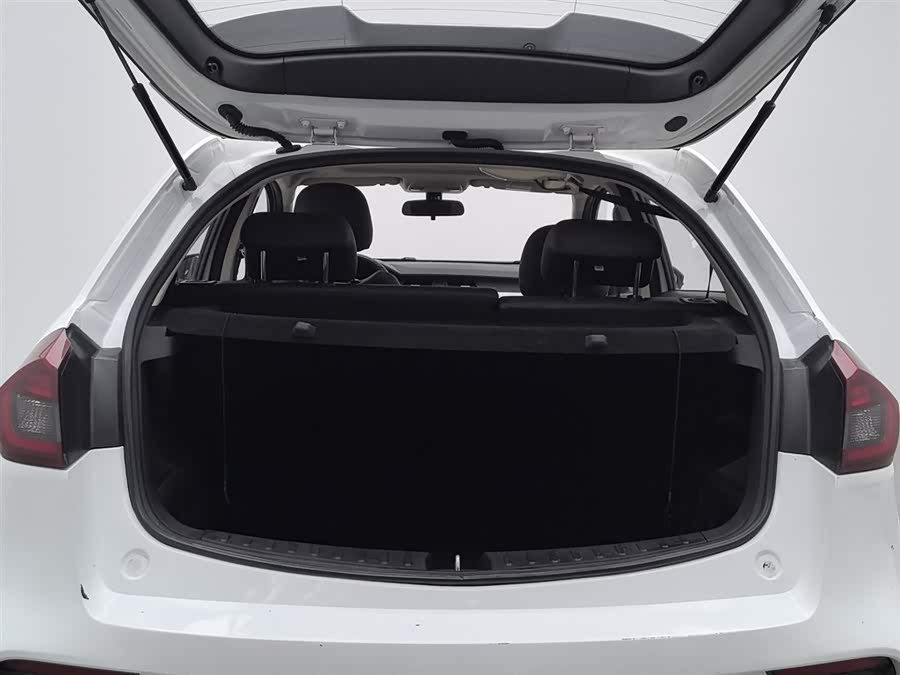 GEELY 2020 immagine di auto #17