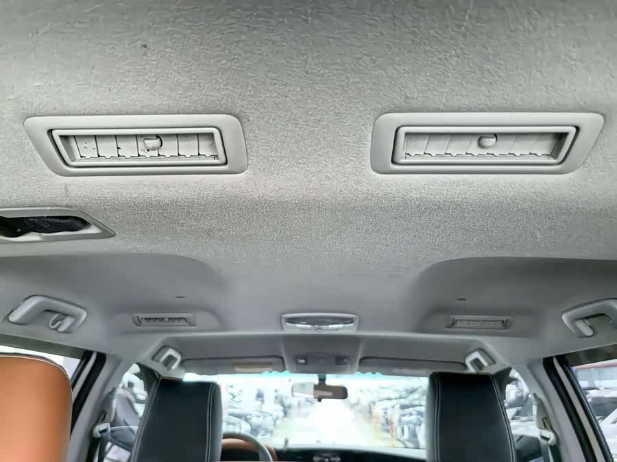 Toyota Fortuner 2019 car image #17