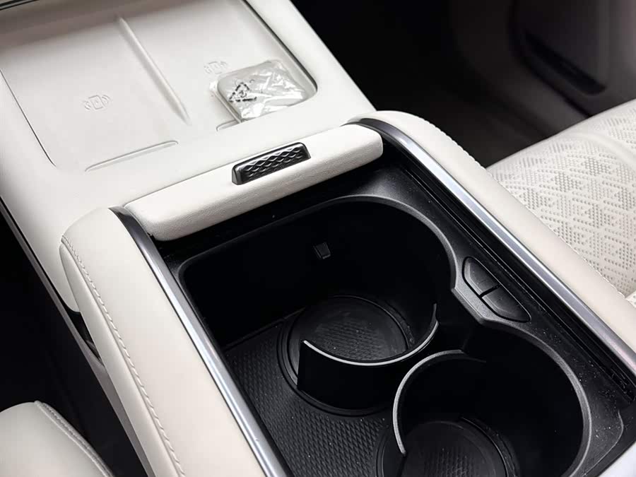 极氪 极氪7X 2024 汽车图片 #17