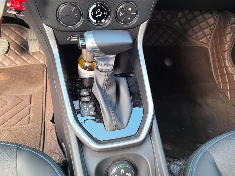 Citroen C3-XR 2023 #17 Citroen C3-XR 2023 car image #17