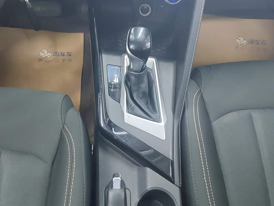 Changan CS15 2020 #17 Changan CS15 2020 immagine di auto #17