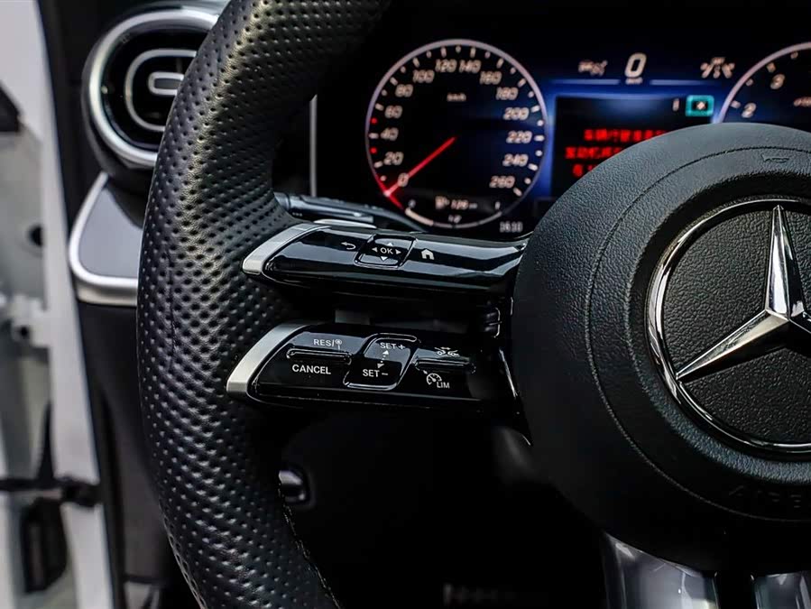 Mercedes-Benz GLC Coupe 2025 car image #17