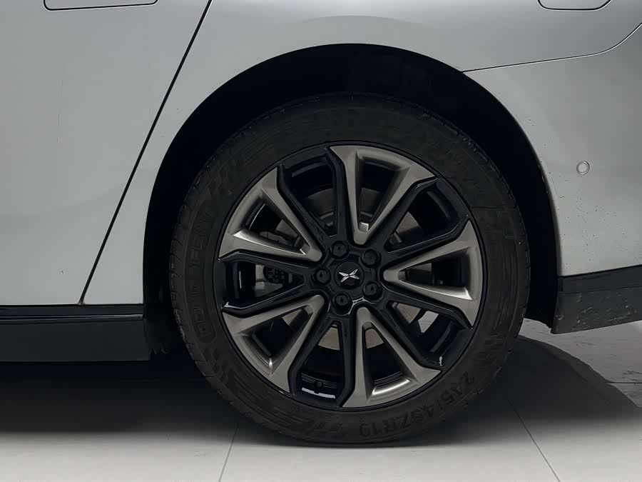 Xpeng P7 2022 image de voiture #17