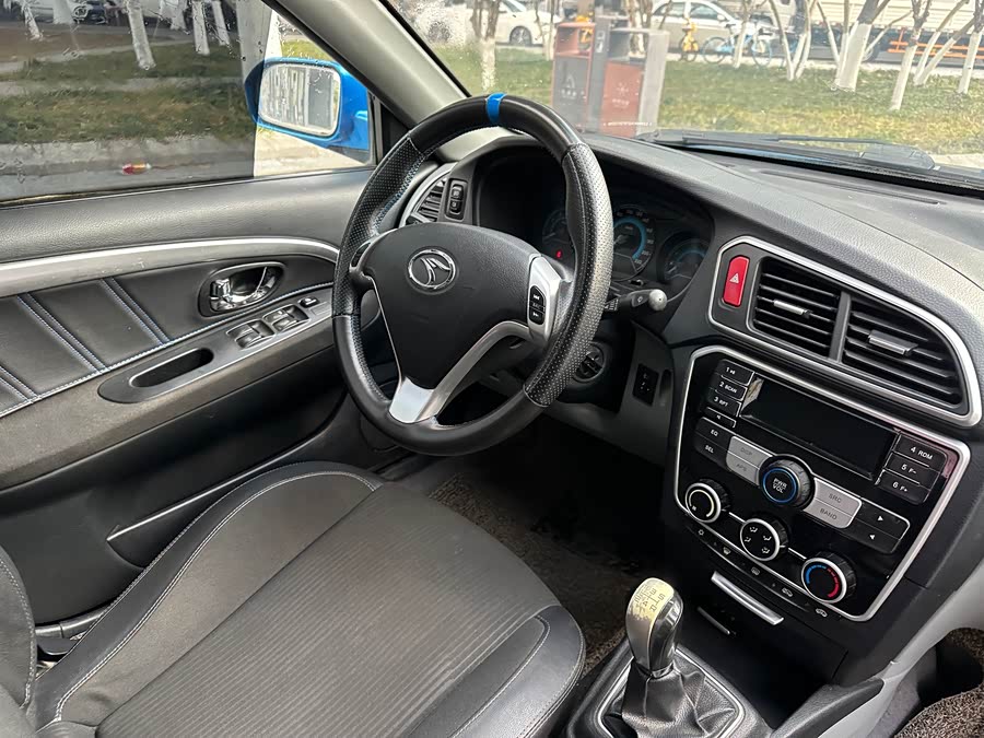 Soueast V3 Lingyue 2015 immagine di auto #17