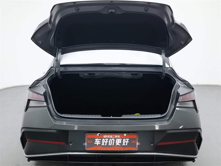 Hyundai Elantra 2023 immagine di auto #17