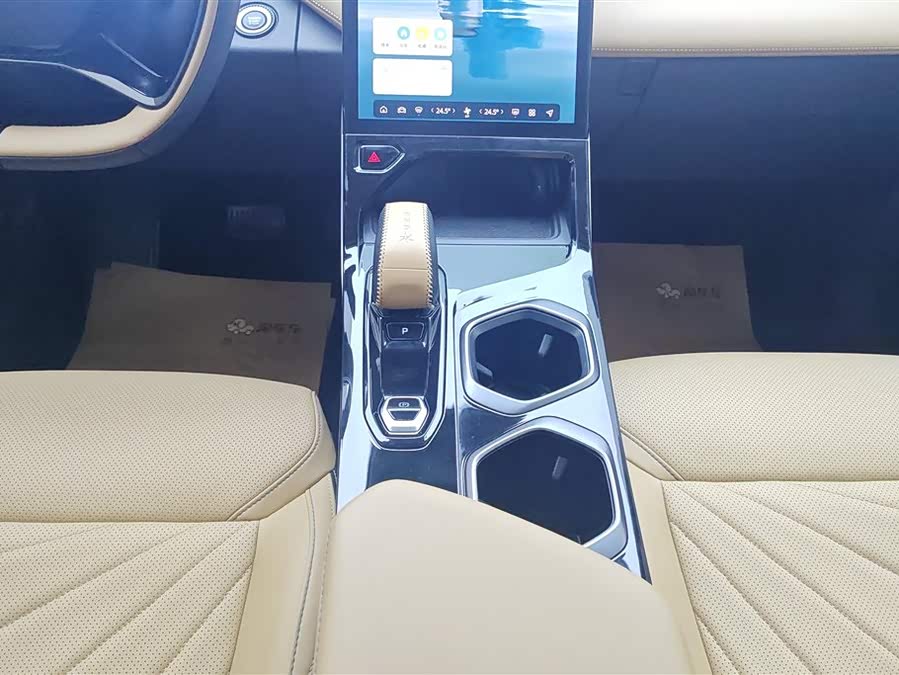 GEELY Boyue L 2023 #17 GEELY Boyue L 2023 car image #17