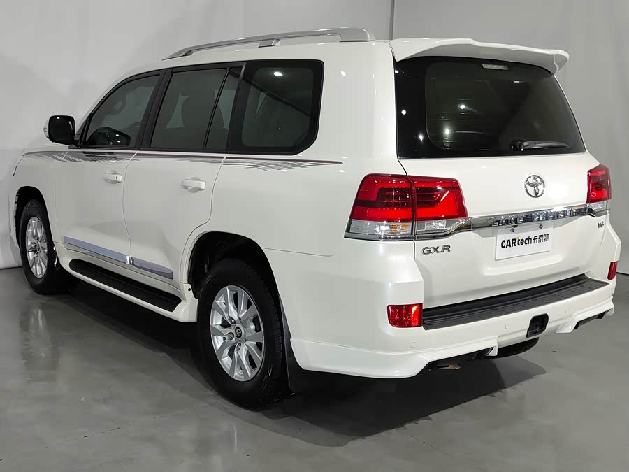 Toyota 2019 #17 Toyota 2019 car image #17
