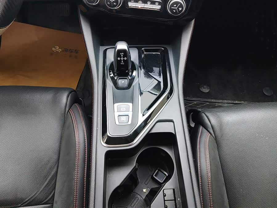 Lynk & Co 02 2020 car image #17