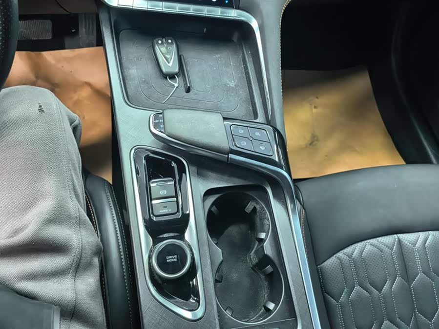 Changan UNI-T 2022 car image #17