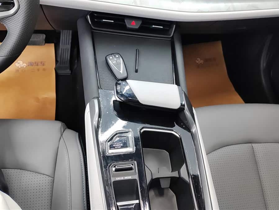 Changan UNI-T 2023 car image #17