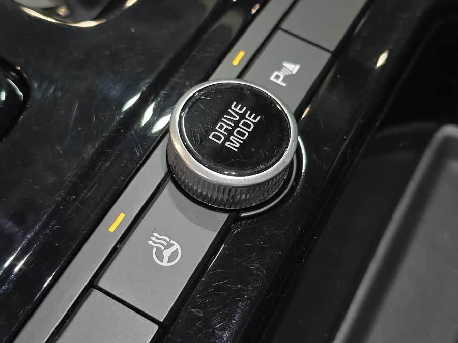 起亚 起亚K5 2021 汽车图片 #17