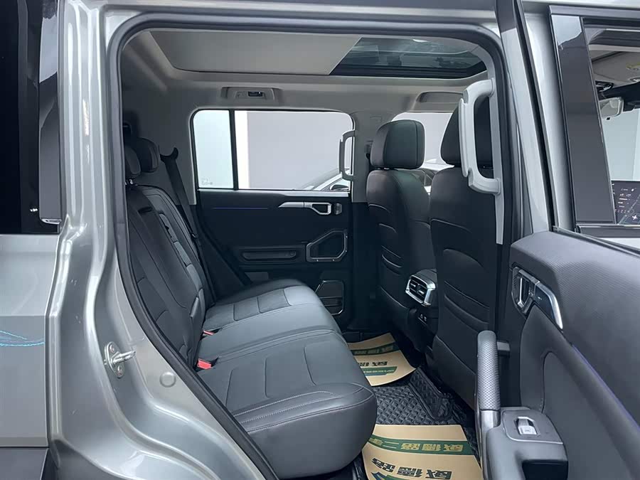 Jetour Traveller 2023 car image #17