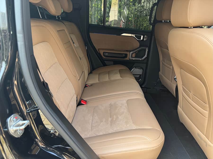Jetour Traveller 2024 car image #17