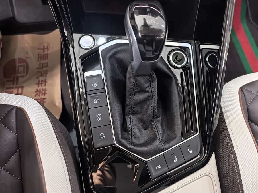 Volkswagen Tayron 2022 car image #17