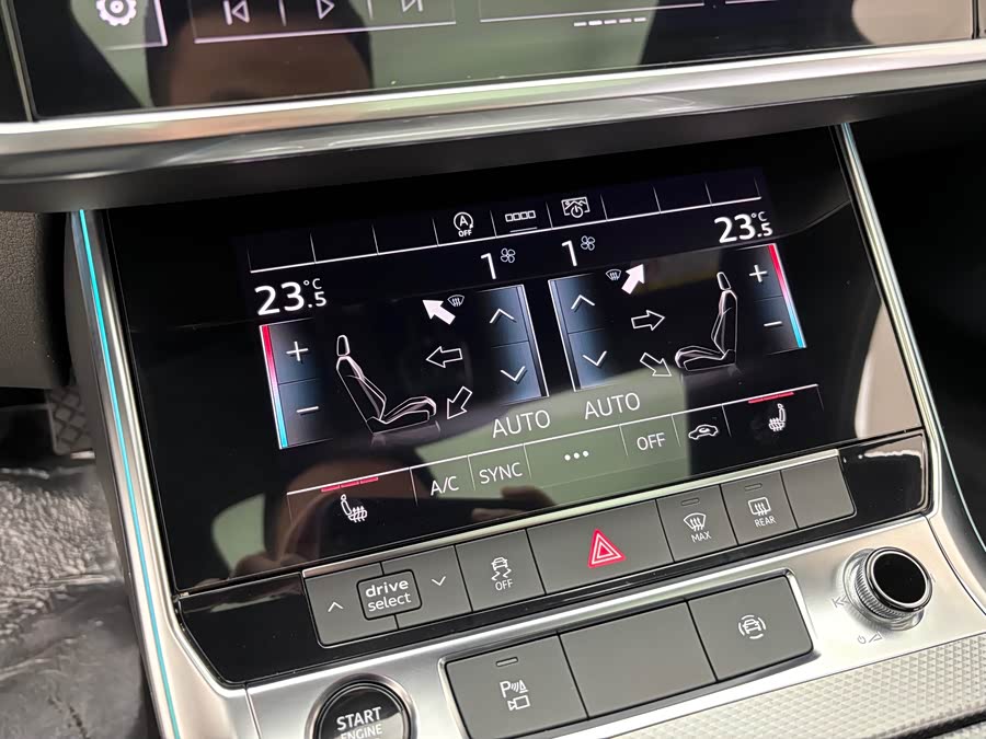 Audi A6L 2021 car image #17