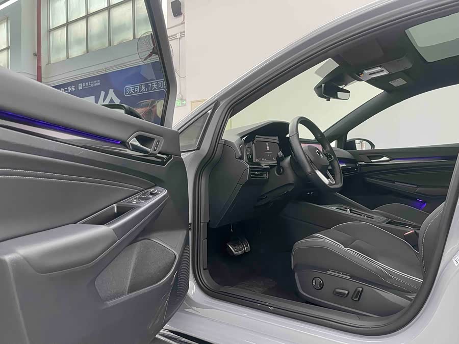 Volkswagen Golf 2021 #17 Volkswagen Golf 2021 car image #17