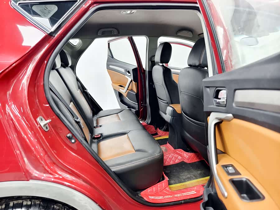 JAC 2015 #17 JAC 2015 car image #17