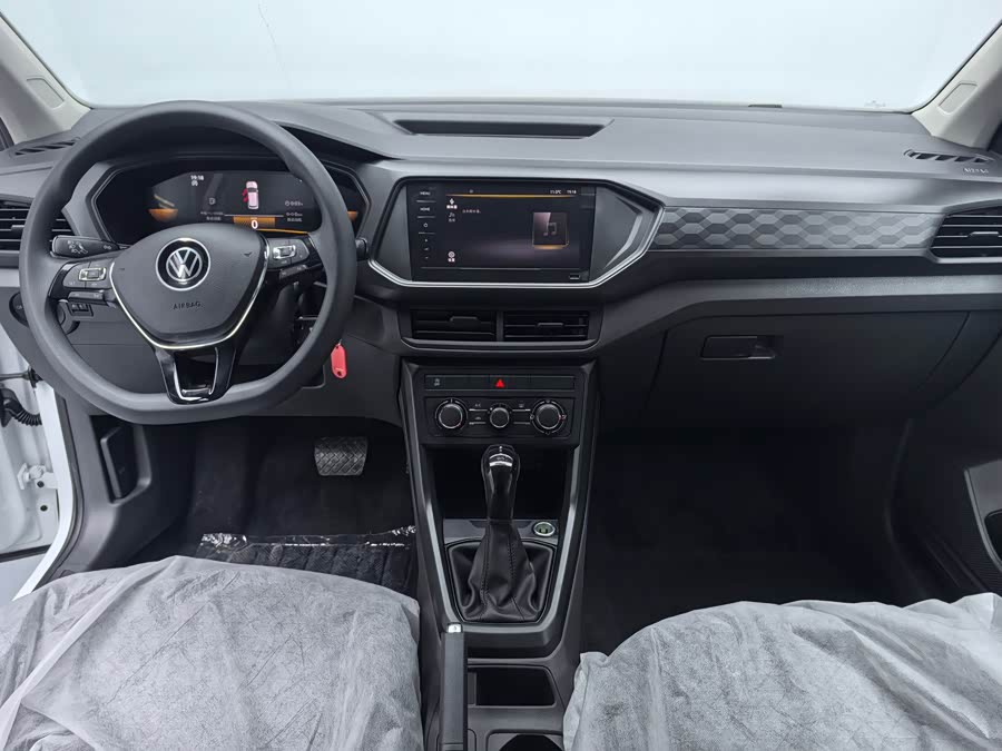 Volkswagen T-Cross 2026 immagine di auto #17