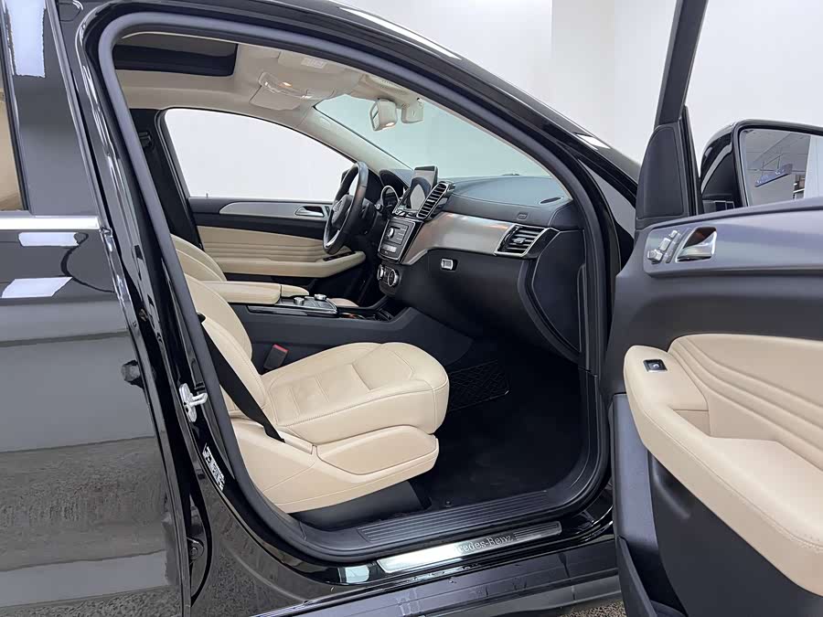 Mercedes-Benz GLE Coupe 2018 car image #17