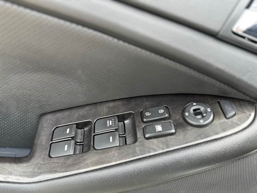 起亚 起亚K5 2013 汽车图片 #17