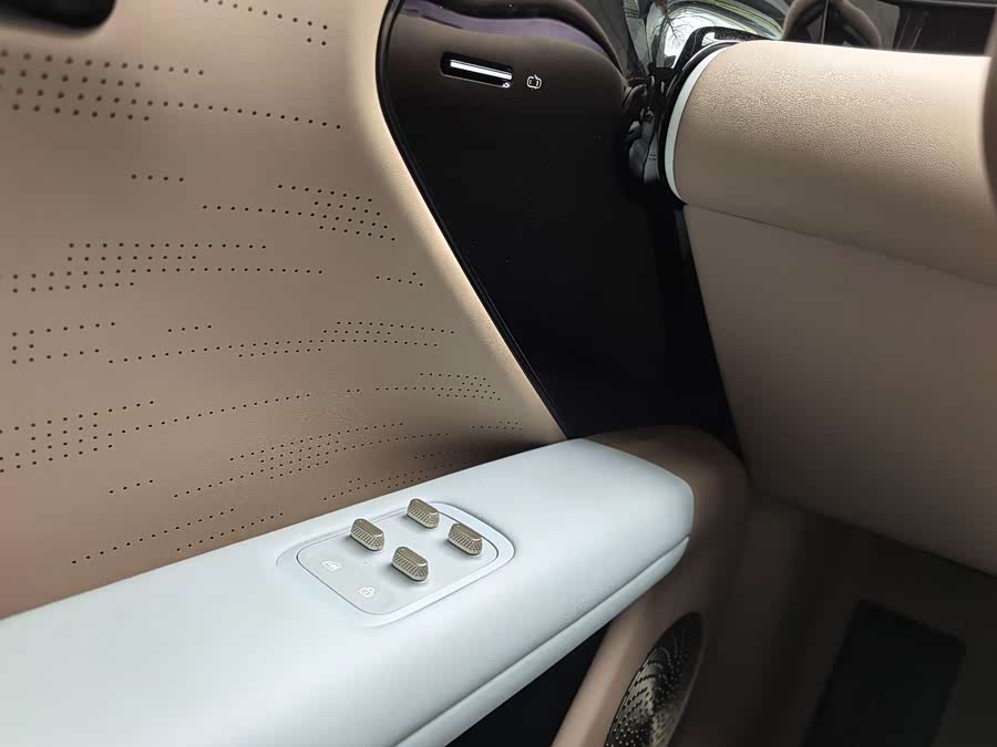 Avatr 07 2025 изображение автомобиля #17