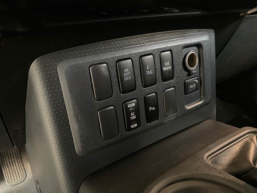 Toyota FJ Cruiser 2009 immagine di auto #17