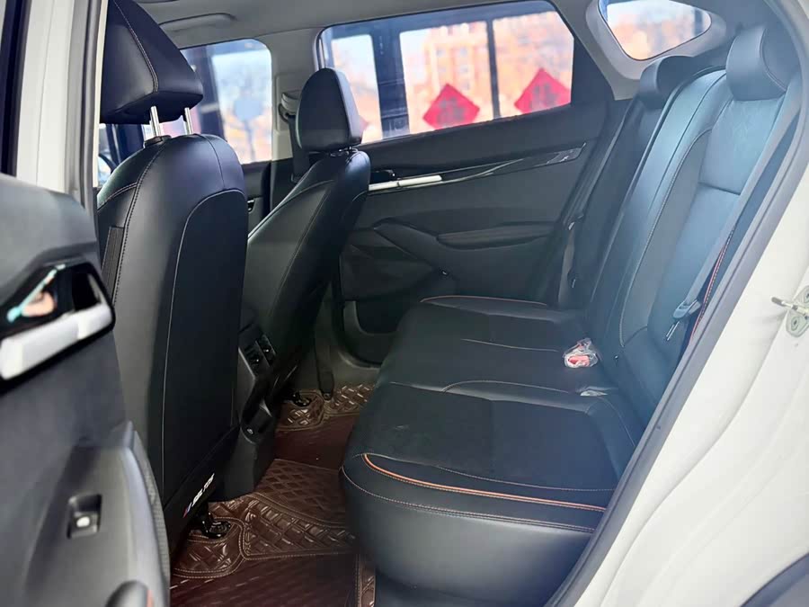 Kia Seltos 2023 imagen de coche #17